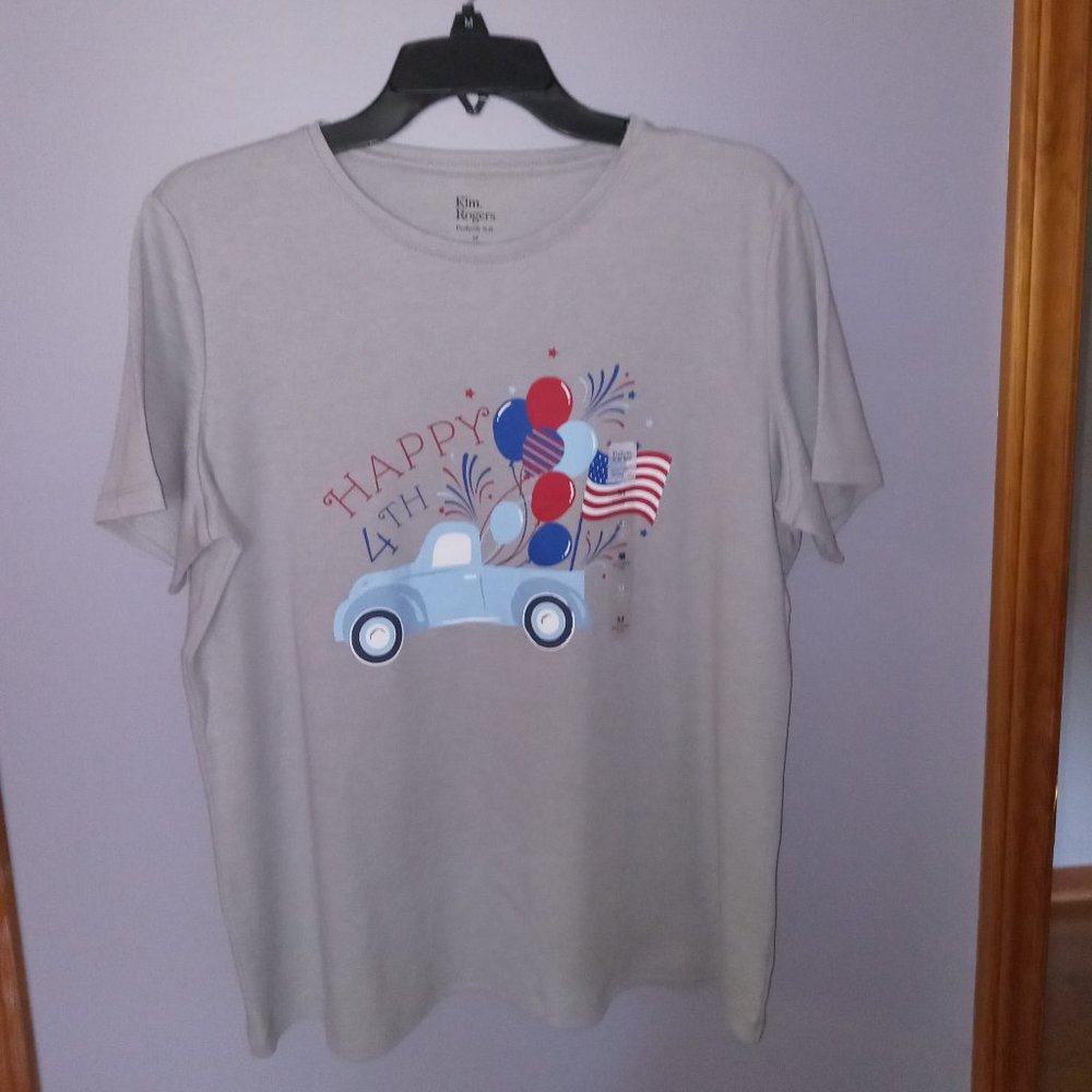 *Price Drop* Kim Rogers women's short sleeved 4th of July Tee, size M